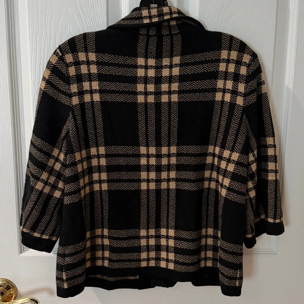 Vintage Designers Originals Black and Tan Plaid Blazer/sweater petite medium